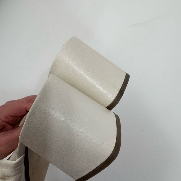 Everlane The Day Twist Heel Slip On Sandal Nappa Leather Cream Size 7.5 - Picture 6 of 11